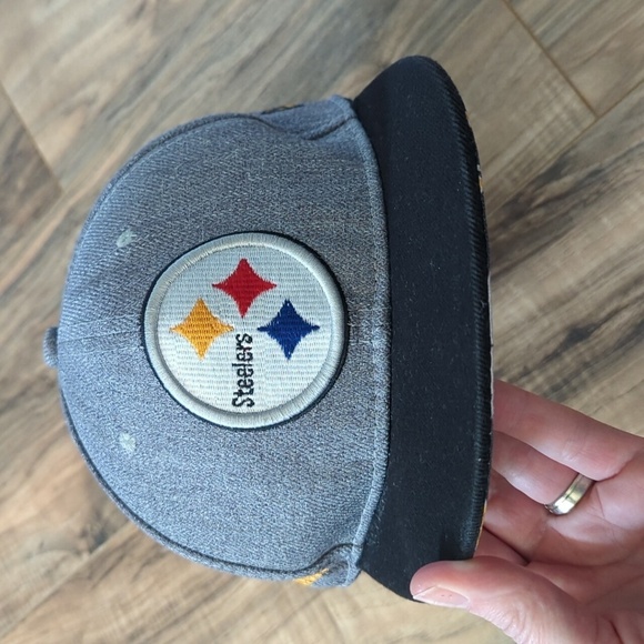 Pittsburgh Steelers Snapback hat. Steelers football hat. NFL hat.